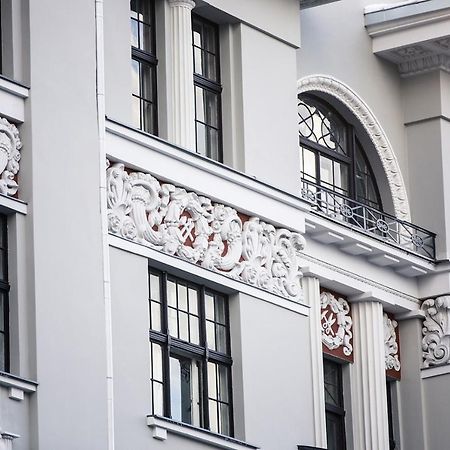 Library House "Bibliotekas Nams" - Apartment With Park View 리가 외부 사진